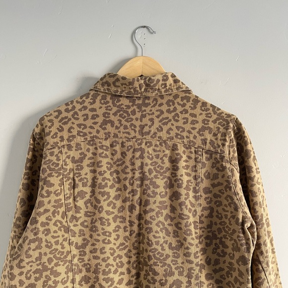 Hope Ave | Brown Animal Print Cropped Button Down Jacket. - Picture 6 of 8